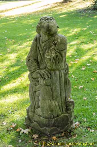 Mons /  Figure avec pingouin