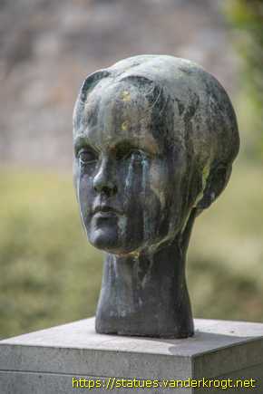 Eupen /  Barbara - Portrait eines jungen Mädchen