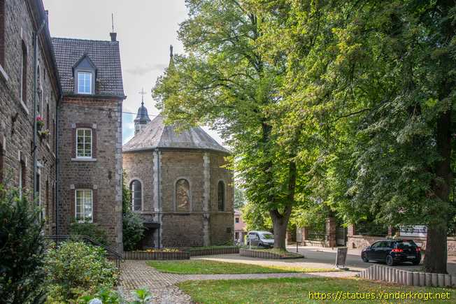 Moresnet-Chapelle /  Arnold Franck priant devant l'image mariale
