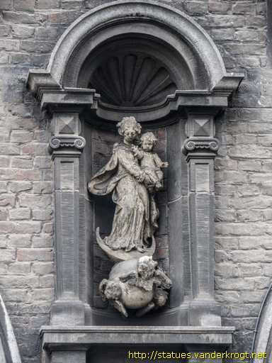 Namur /  La Vierge à l'enfant
