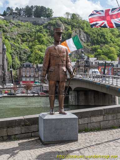 Dinant /  Charles de Gaulle
