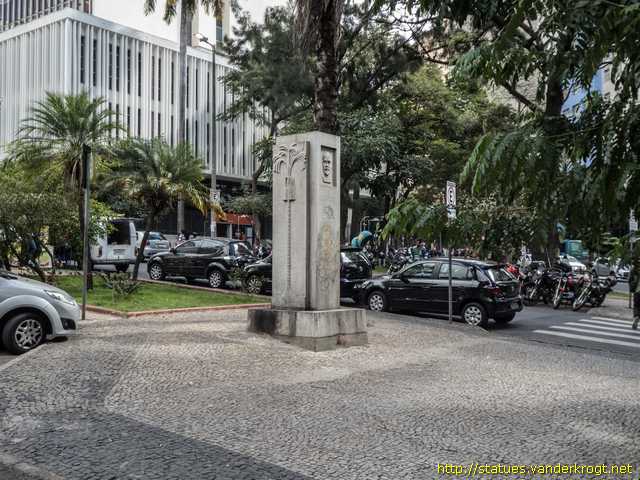 Belo Horizonte /  Afonso Arinos de Melo Franco