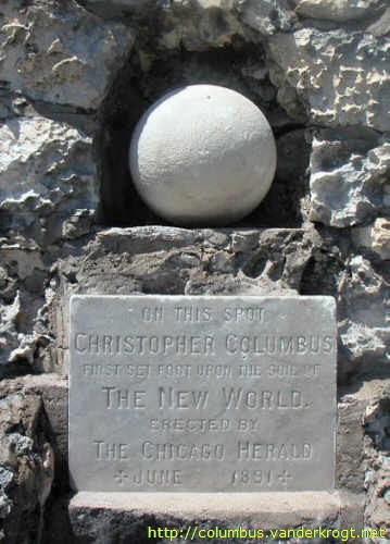 San Salvador Island /  Chicago Monument