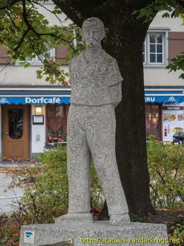 Thal /  Brunnen mit Stehendem Mann