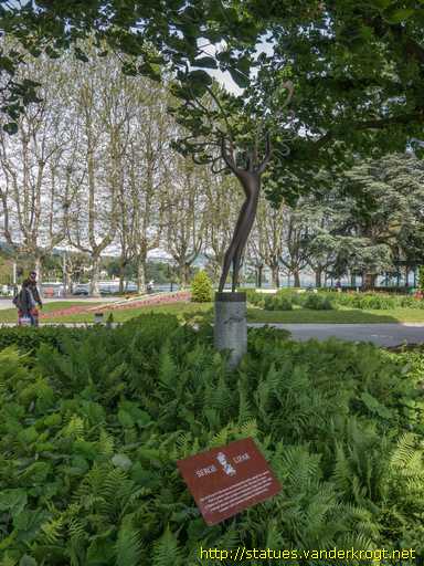 Lausanne /  Serge Lifar - Le vol d'Icarus