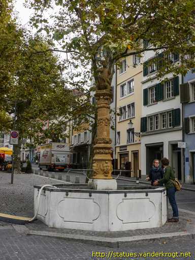 Zürich /  Froschauerbrunnen