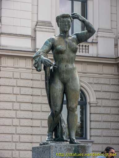 Zürich /  Die Schreitende