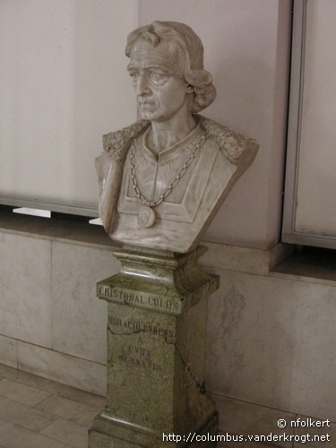 La Habana /  Busto de Colón en el Museo de la Revolución