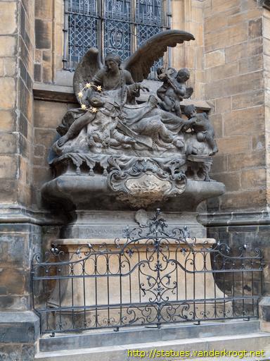 Praha /  Hrob Svatého Jana Nepomuckého u katedrály Svatý Vita