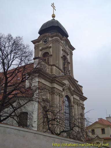 Praha /  Sochy svatých na kostel Svatého Jana Nepomuckého