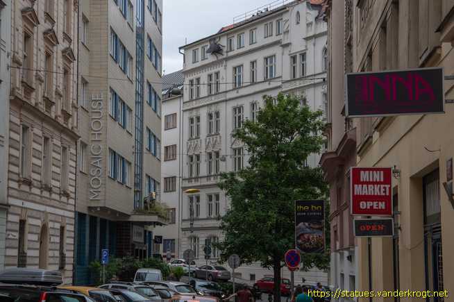 Praha /  Co je štěstí