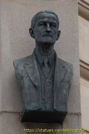 Praha /  Jaroslav Heyrovský