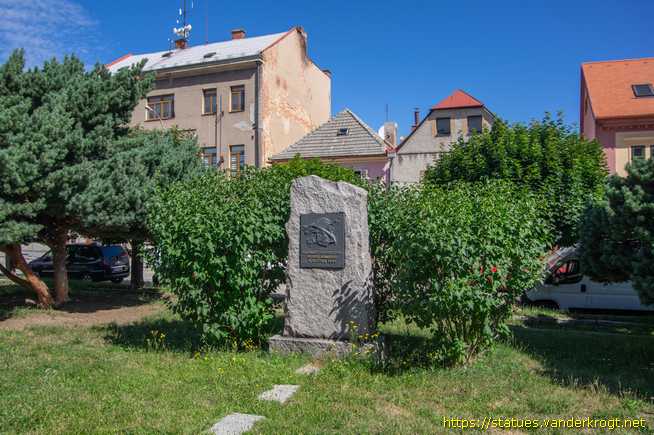 Kostelec nad Černými lesy /  Památník osvobození Rudou armádou