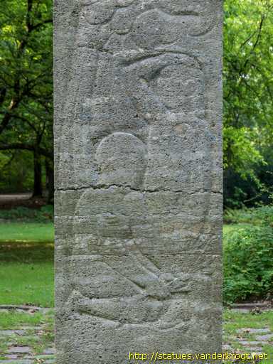 Berlin /  Baumspenden-Gedenkstein