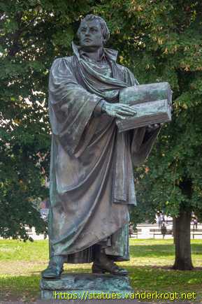 Berlin /  Martin Luther