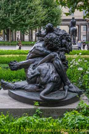 Berlin /  Herkules mit dem nemeischen Löwen