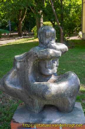 Berlin /  Mutter und Kind