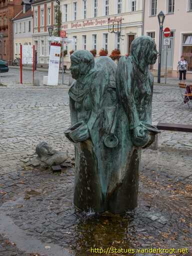 Kyritz /  Bassewitzbrunnen