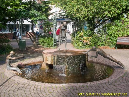 Eberbach /  Brunnen 'Wasser und Mensch'