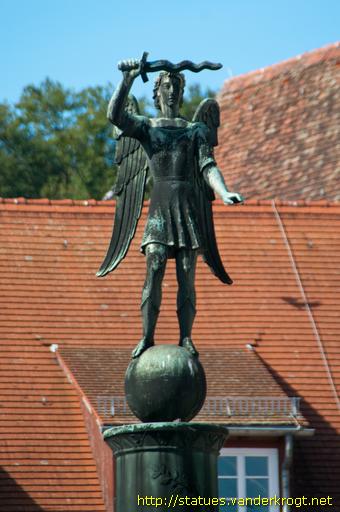 Schwäbisch Gmünd /  Kriegerehrenmal 1914-18 und 1939-45