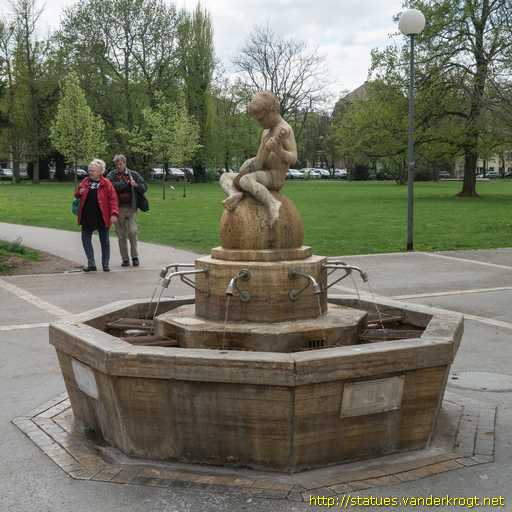 Bad Cannstatt /  Lautenschläger-Brunnen