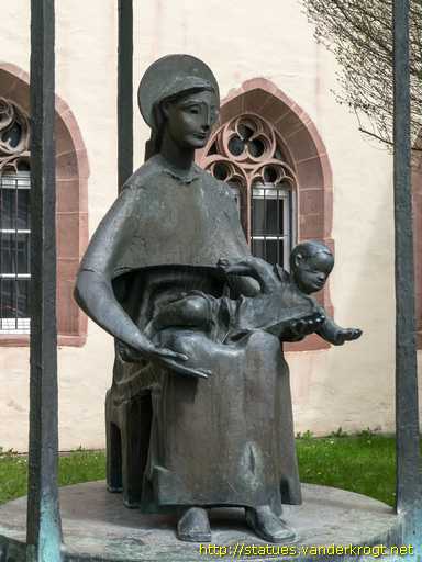 Weil der Stadt /  Maria mit Kind