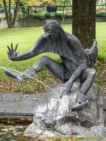 Gailingen am Hochrhein /  Eichelklauber Narrenbrunnen