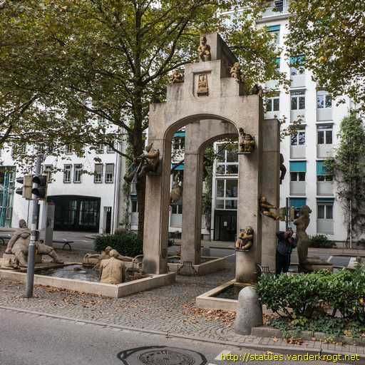 Konstanz /  Laubebrunnen oder Konstanzer Triumphbogen