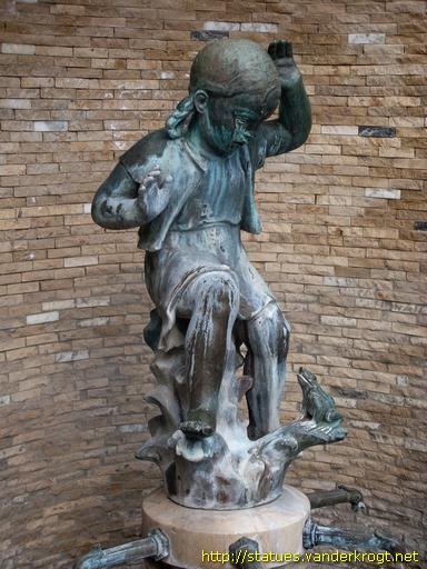 Aichach /  Mädchen mit Frosch