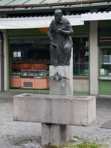 München /  Elise-Aulinger-Brunnen