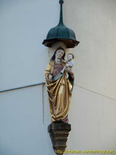 Nürnberg /  Hausmadonna