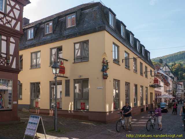 Miltenberg /  Hausmadonna