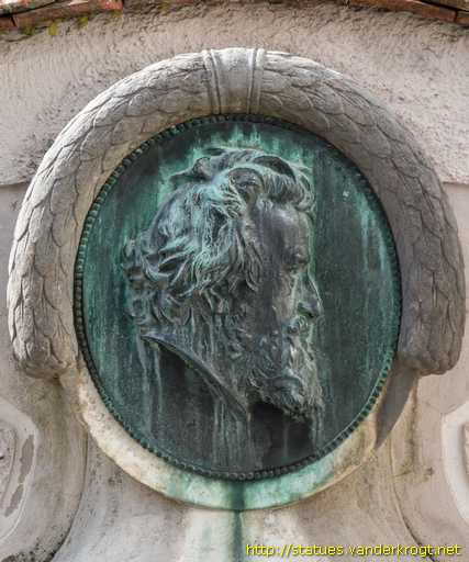 Lindau (Bodensee) /  Lingg-Brunnen