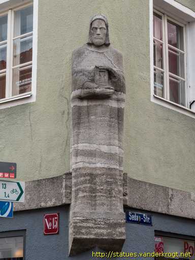 Kaufbeuren /  Mann mit Sanduhr