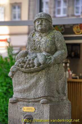 Bamberg /  Unä-Fra-Dot-Brunnen, so gen. 'Humsera'
