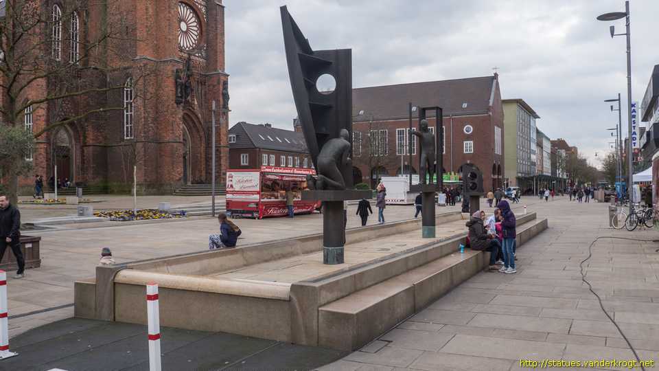 Bremerhaven /  Der Werft Brunnen