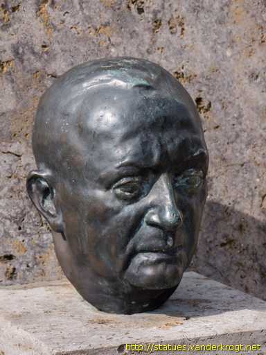 Bremerhaven /  Erich Koch-Weser