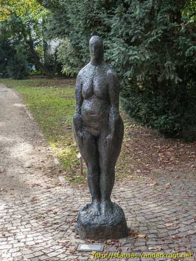 Frankfurt am Main /  Betty