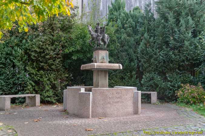 Neustadt (Hessen) /  Martinsbrunnen