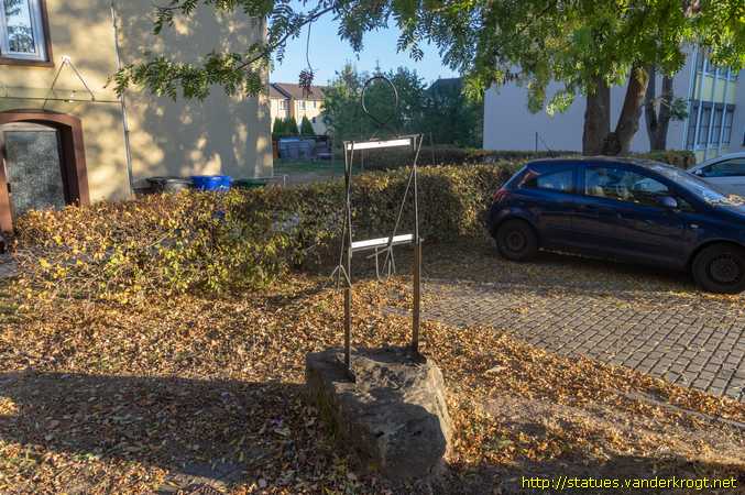 Bad Arolsen /  Kinderfigur