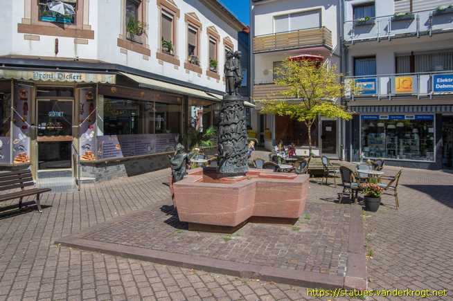 Bad Orb /  Heilbad-Jubiläumsbrunnen