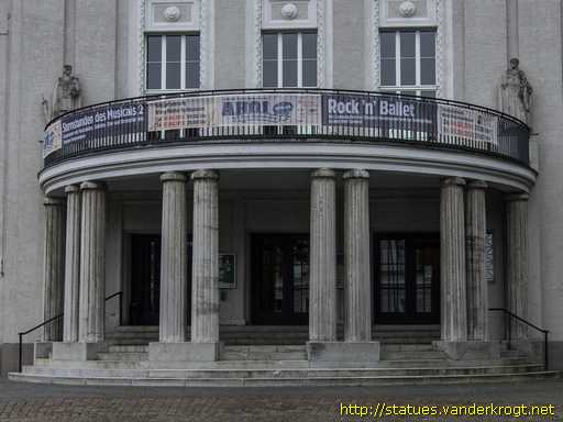 Stralsund /  König und Frau mit Musikinstrument