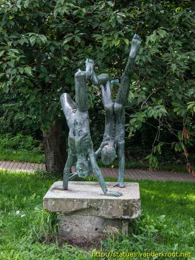 Rostock /  Turnende Knaben