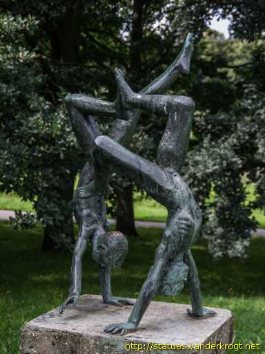 Rostock /  Turnende Knaben