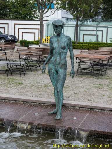 Warnemünde /  Badende
