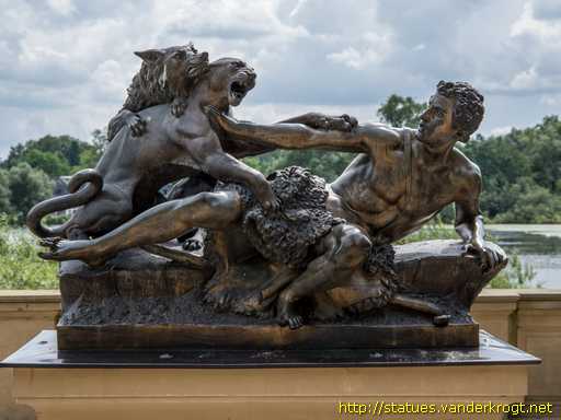 Schwerin /  Hirte, vom einem Panther angefallen