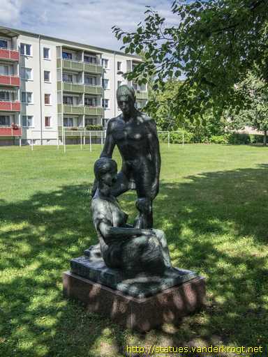 Schwerin /  Junge Familie