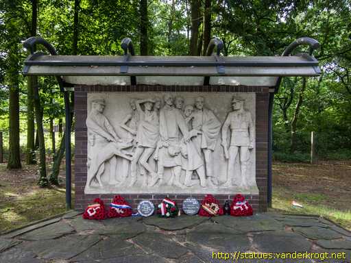 Wöbbelin /  Denkmal für die Opfer der "Todesmärsche im April 1945"