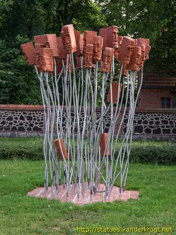 Wöbbelin /  Gesichter des KZ Wöbbelin