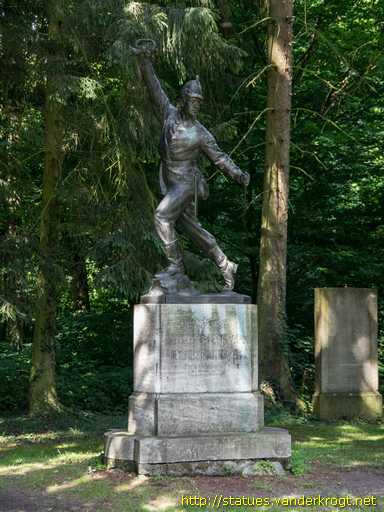 Ludwigslust /  Kriegerdenkmal 1914-18 Jägerbataillon